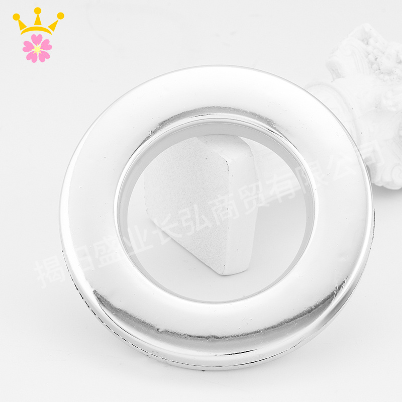 7.35 أسعار فائقة الجودة البلاستيكية الستار ذات الجودة البلاستيكية حلقة وحلقة العيينة لنوع الستار جفن جديد ستارة العيينة